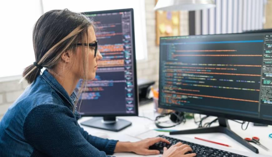 连云港小程序开发公司：DevOps与BI工具生命周期管理的深度融合